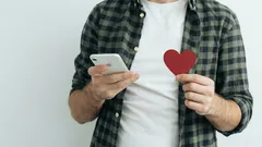 100 % framgång: Psykologer har slagit fast när det är bäst att skriva efter den första dejten